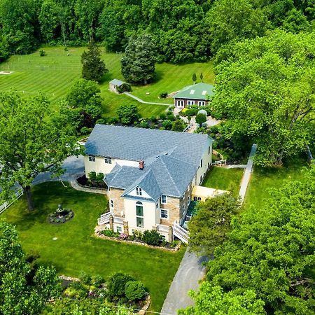 Stone Manor Boutique Inn Britain Εξωτερικό φωτογραφία