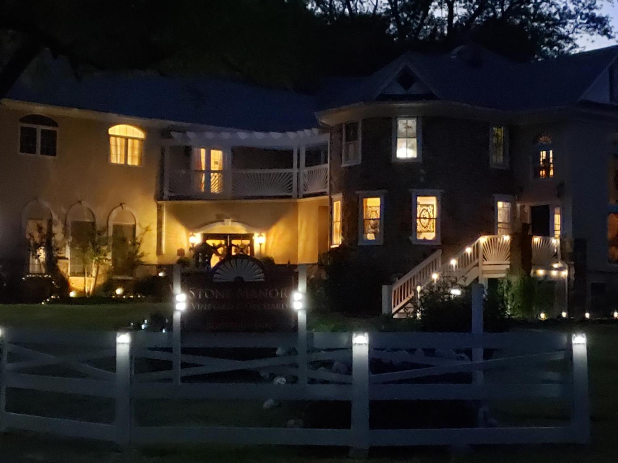 Stone Manor Boutique Inn Britain Εξωτερικό φωτογραφία