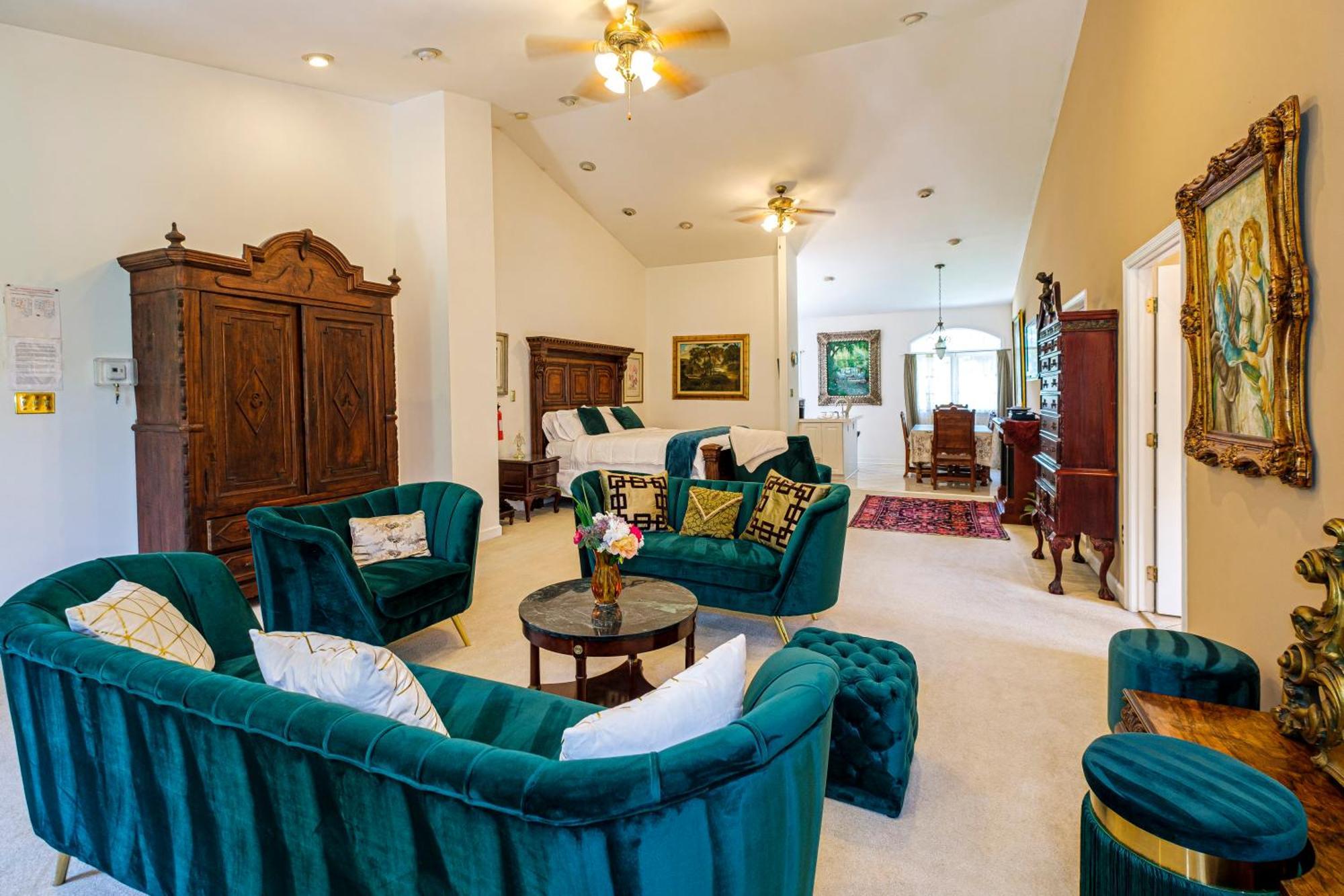 Stone Manor Boutique Inn Britain Εξωτερικό φωτογραφία