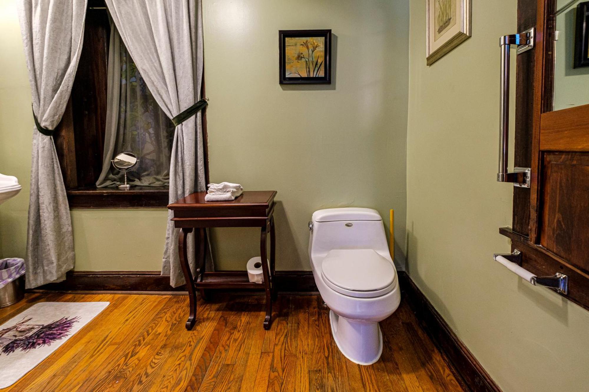 Stone Manor Boutique Inn Britain Εξωτερικό φωτογραφία